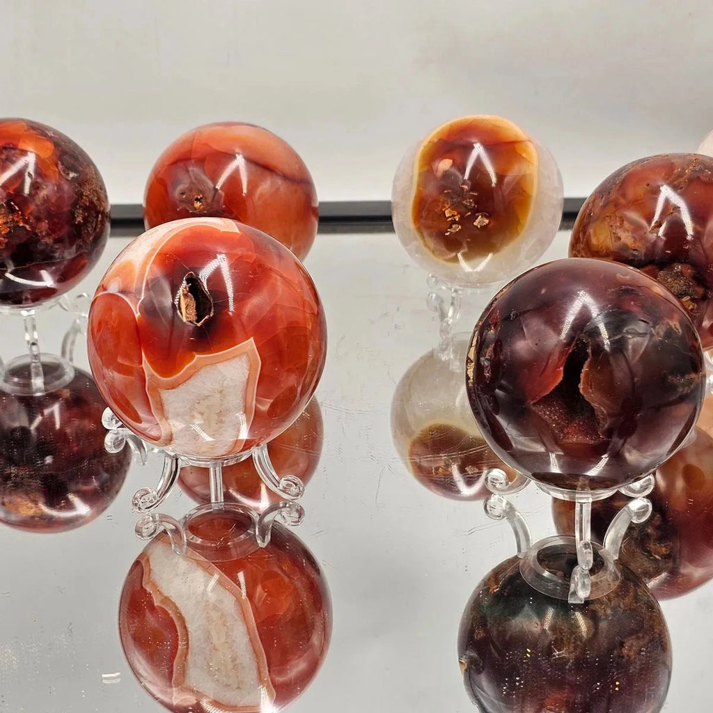 Earth and Elements Jewellery

https://www.earthandelements.co.uk › products › large-carnelian-crystal-sphere-2-75