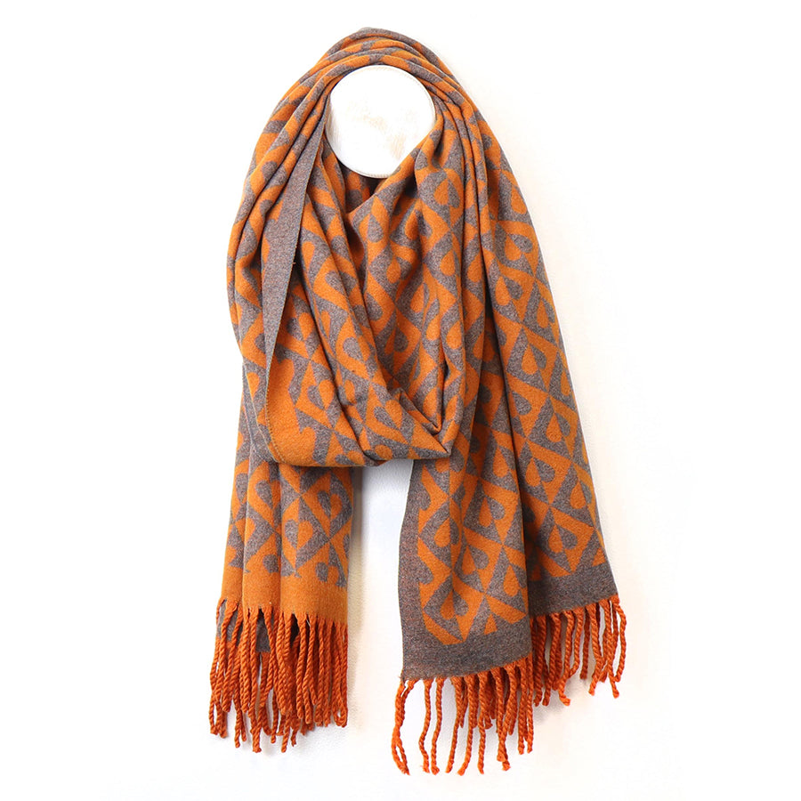 Earth and Elements Jewellery

https://www.earthandelements.co.uk › products › orange-geo-heart-jacquard-scarf-tassels